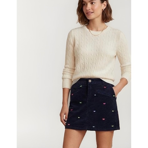 Vineyard Vines Dresses & Skirts - Vineyard Vines Skirt Womens Sz 4 Navy Blue Corduroy Embroidered Whales Preppy